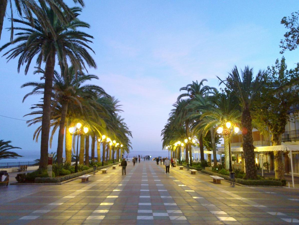 Ferienwohnung R1357 Balcon De Europa Nerja Exterior foto